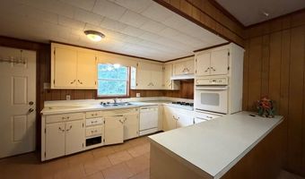 210 W 14th St, Almyra, AR 72003