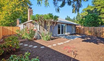 15765 SW VILLAGE Cir, Beaverton, OR 97007