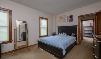 2984 Massillon Rd, Akron, OH 44312