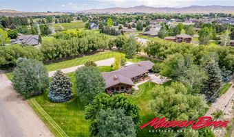 136 McCullough Dr, Cody, WY 82414