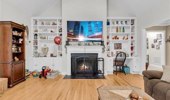 905 Daisy Ln, Athens, GA 30605