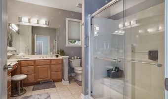 255 Bonnie Ln, Aurora, OH 44202