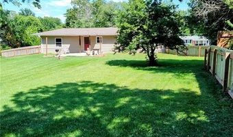 263 E Skyline Dr, Ballwin, MO 63011