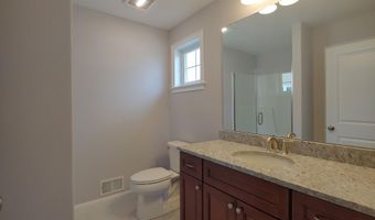 5 Edgewater Dr 1, Brentwood, NH 03833