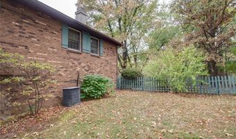 5328 Seminary Rd, Alton, IL 62002