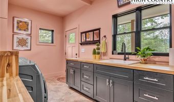 3681 Mulatto Mountain Rd, Fleetwood, NC 28626