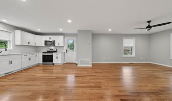 33 W End Ave B, Branford, CT 06405