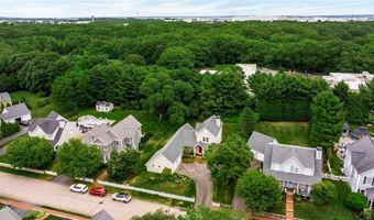 200 Wickford Point Rd, North Kingstown, RI 02852