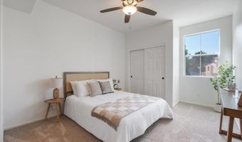 4089 Karst Rd, Carlsbad, CA 92010