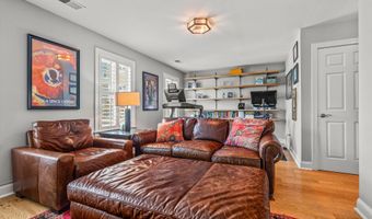 10 Grove Ct 20, Asbury Park, NJ 07712