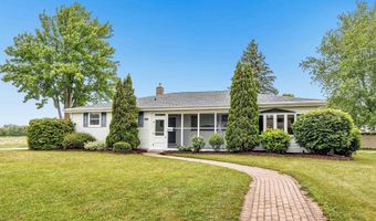 1529 CLARK St, Algoma, WI 54201