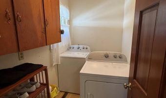 108 Barnett Dr, Bishopville, SC 29010