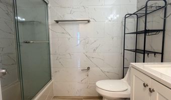 696 A Ave E 2, Bayonne, NJ 07002