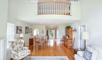 16 Amberwood Ct, Bourne, MA 02532