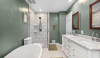 535 COLECROFT Ct, Alexandria, VA 22314
