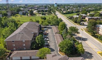 941 N Swift Rd 301, Addison, IL 60101