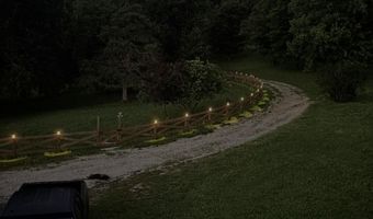 10463 Farm Road 1182, Aurora, MO 65605