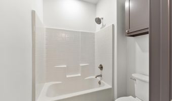 205 Lindsey Ave, Adair, OK 74330