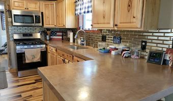 10125 Round Valley Rd, Cascade, ID 83611