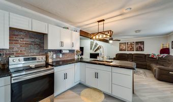 807 NW 4th St, Andrews, TX 79714