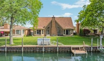 7236 Bluebill St, Algonac, MI 48001