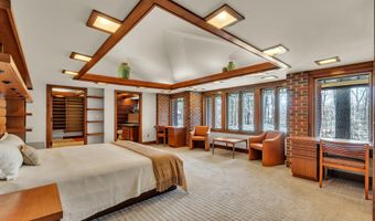 5140 Turtle Point Dr, Ann Arbor, MI 48105