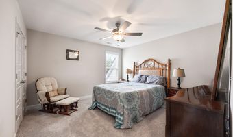 1801 Deerberry Ct, Aberdeen, NC 28315