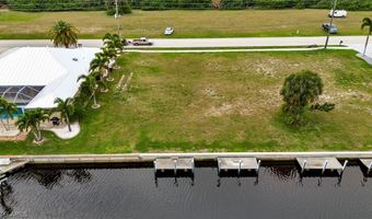 2818 2814 Magdalina Dr, Punta Gorda, FL 33950