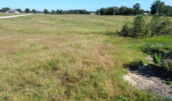 15414 Quinn Rd, Athens, AL 35611