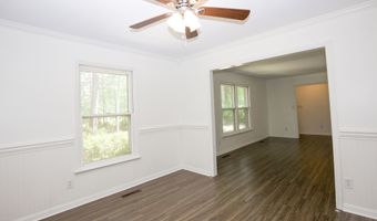 901 Glendale Dr, Aberdeen, NC 28315