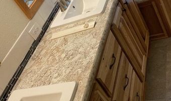 420 Reiten Dr, Ashland, OR 97520