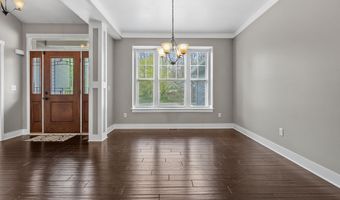 5730 Summerset Woods Dr, Alto, MI 49302