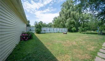 720 Bennett Rd, Angola, NY 14006