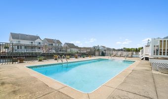 71 Top Sail Ct, Bayville, NJ 08721