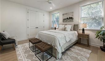 320 Shady Grove Ln, Alpharetta, GA 30009