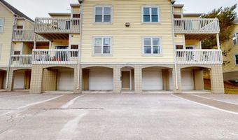 2221 S Huron Pkwy 4, Ann Arbor, MI 48104