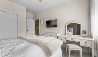 42460 MILDRED LANDING Sq, Ashburn, VA 20148