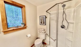 515 Quarry Rd, Bennington, VT 05201