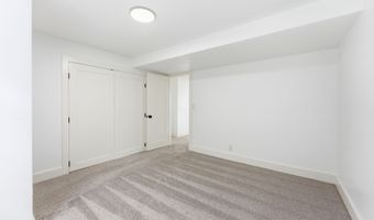 871 N BONITA Way E, Centerville, UT 84014