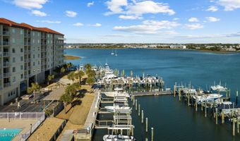 100 Olde Towne Yacht Club Dr, Beaufort, NC 28516