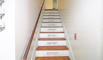 23 Sherman Ln, Middletown, RI 02842