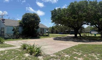 215 S 11TH St, Aransas Pass, TX 78336