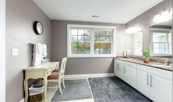 107 W Church St, Absecon, NJ 08201