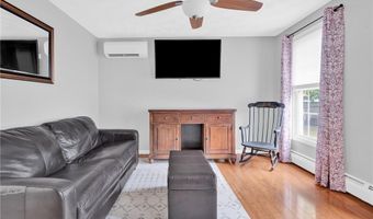 2 Brookfield Rd, Coventry, RI 02816