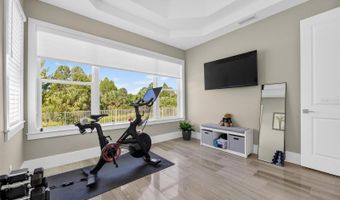 638 MANNS HARBOR Dr, Apollo Beach, FL 33572
