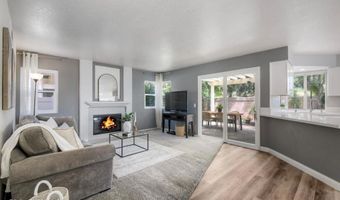 2116 Wedgewood Dr, Oceanside, CA 92056