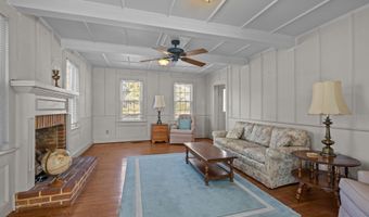 664 Seashore Dr, Atlantic, NC 28511