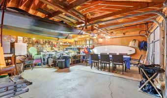 63 Lake Shore Dr, Barnstead, NH 03225