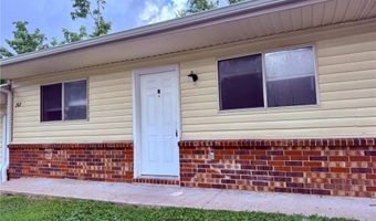 202 NW J St B, Bentonville, AR 72712