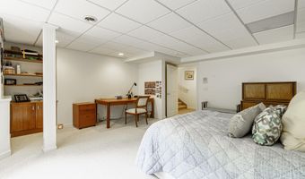 4911 Red Fox Run, Ann Arbor, MI 48105